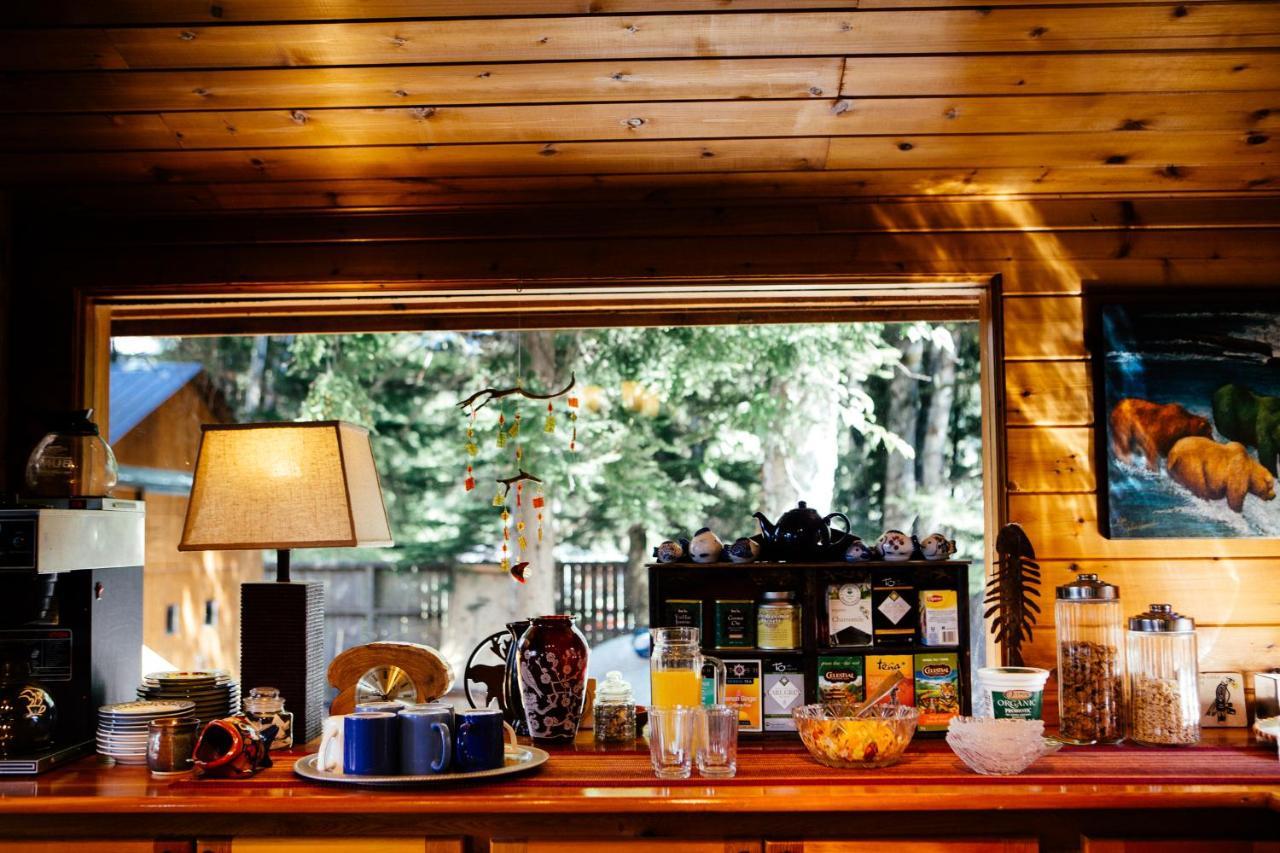 Skeena River House Bed & Breakfast Terrace Eksteriør billede