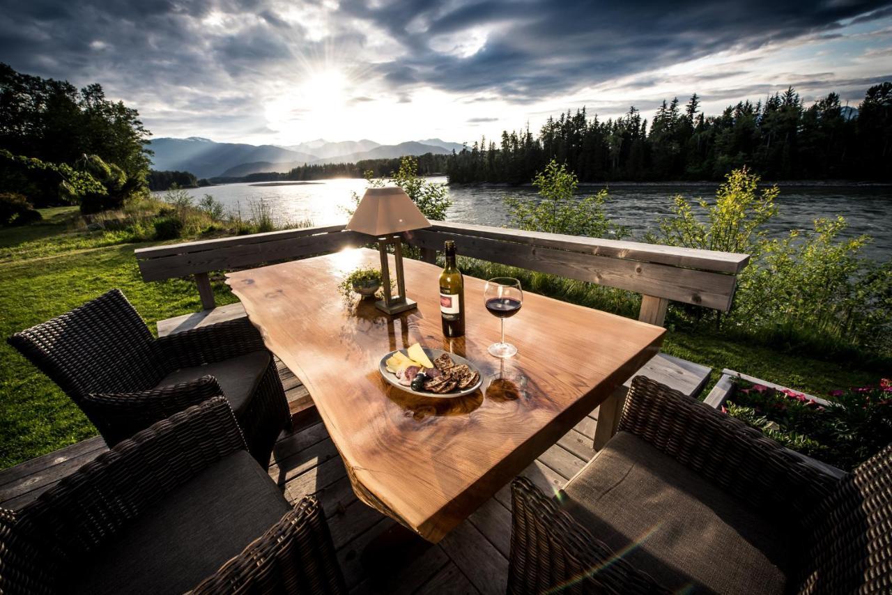 Skeena River House Bed & Breakfast Terrace Eksteriør billede